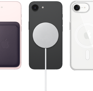 iPhone 17e, face arrière, coloris rose pastel, Porte-cartes en tissage fin avec MagSafe fixé, iPhone 17e, face arrière, coloris noir, Chargeur MagSafe fixé, iPhone 17e, face arrière, coloris blanc, coque transparente avec MagSafe fixée